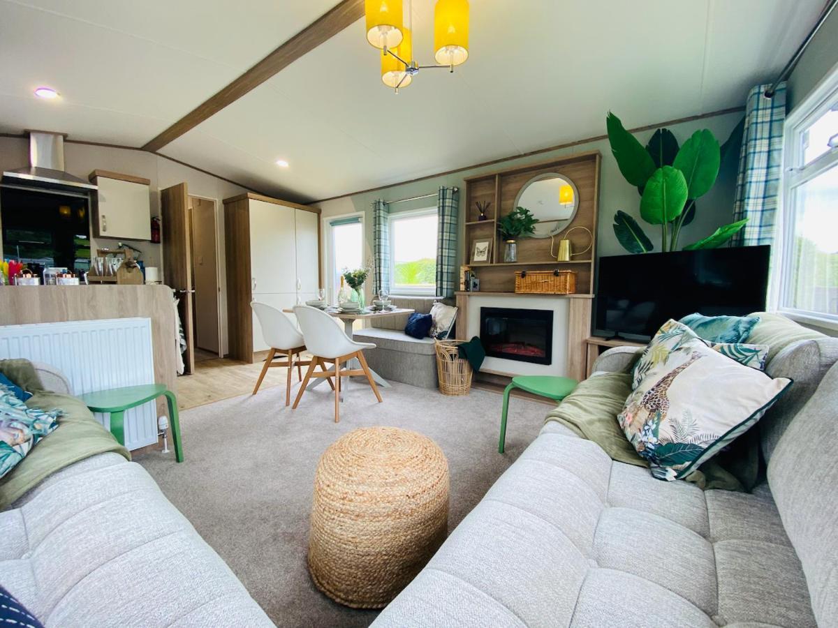 The Sanctuary Holiday Home - Escape The Ordinary Knaresborough Eksteriør billede