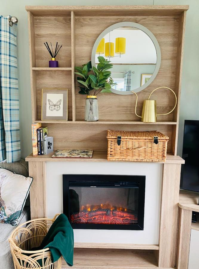 The Sanctuary Holiday Home - Escape The Ordinary Knaresborough Eksteriør billede