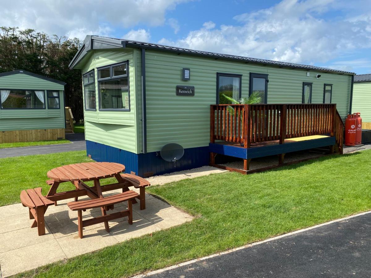 The Sanctuary Holiday Home - Escape The Ordinary Knaresborough Eksteriør billede